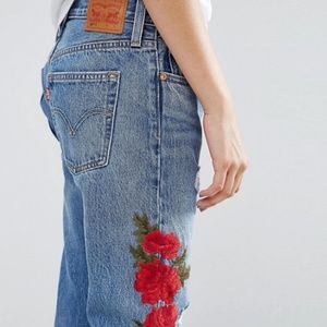 Levis Embroidered Red Rose 501 T jeans Sz30
